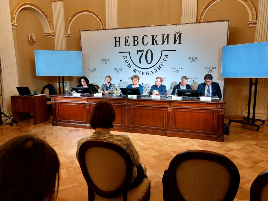 Юрист «Голосов» сорвал овации на Яблоковских чтениях с докладом о влиянии животноводства на окружающую среду